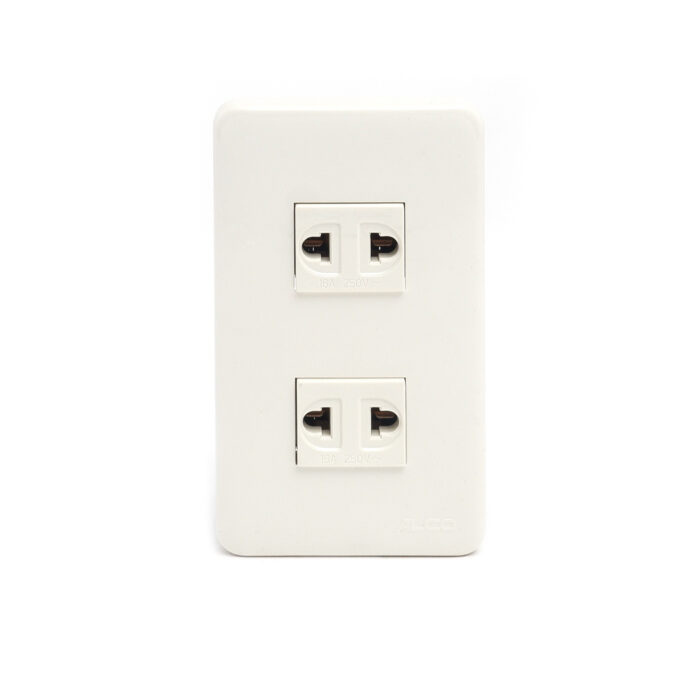 Classic Series 2 Gang Universal Outlet Set